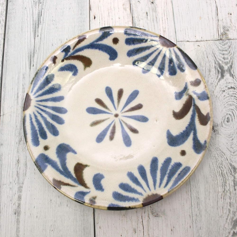 Castle Enterprise New [Commercial use set] Yachimun pattern tropical tableware chosen by an Okinawan grandmother. Set of 10 side dish plates (medium plates) that can be used for anything.
