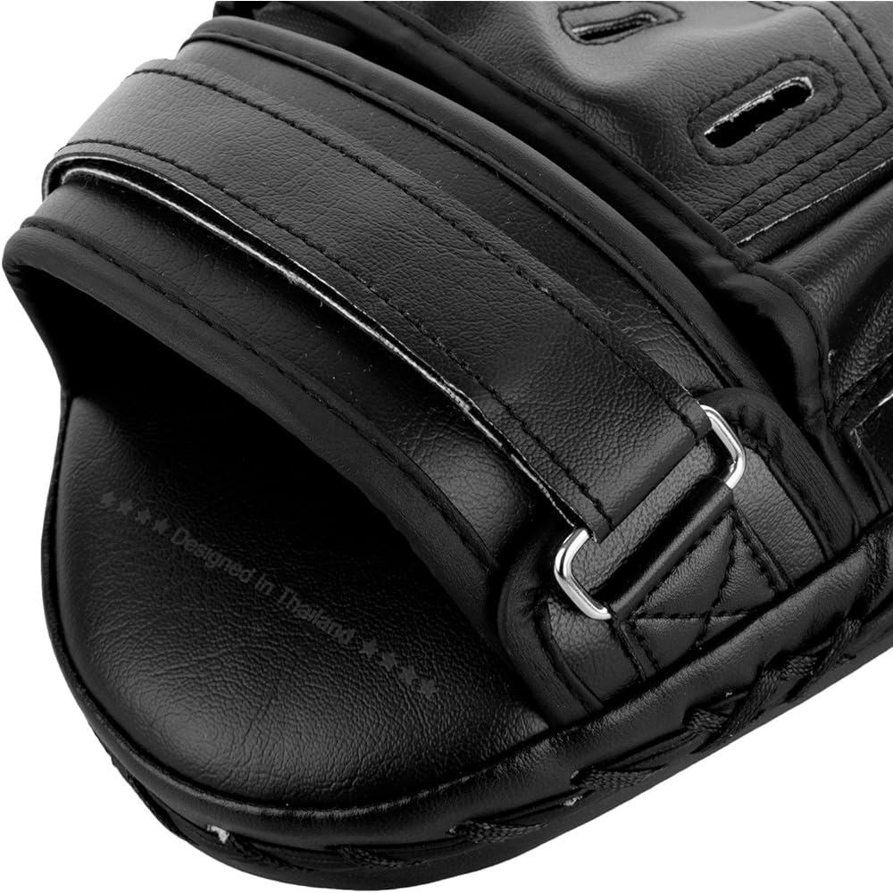 Venum light focus mitt