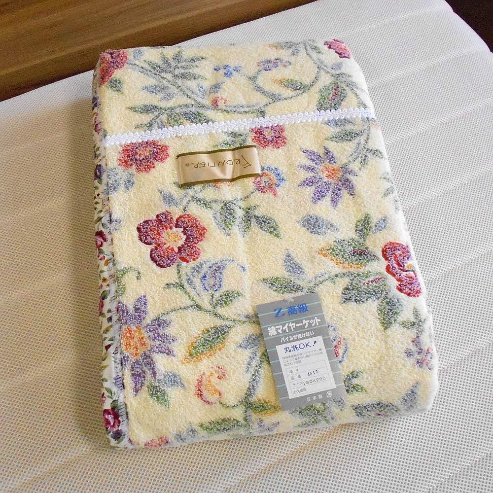<Double> [Soft small floral pattern] Made in Japan Oboro print Meyer towel blanket 190cm x 230cm Double size (pink) Pink