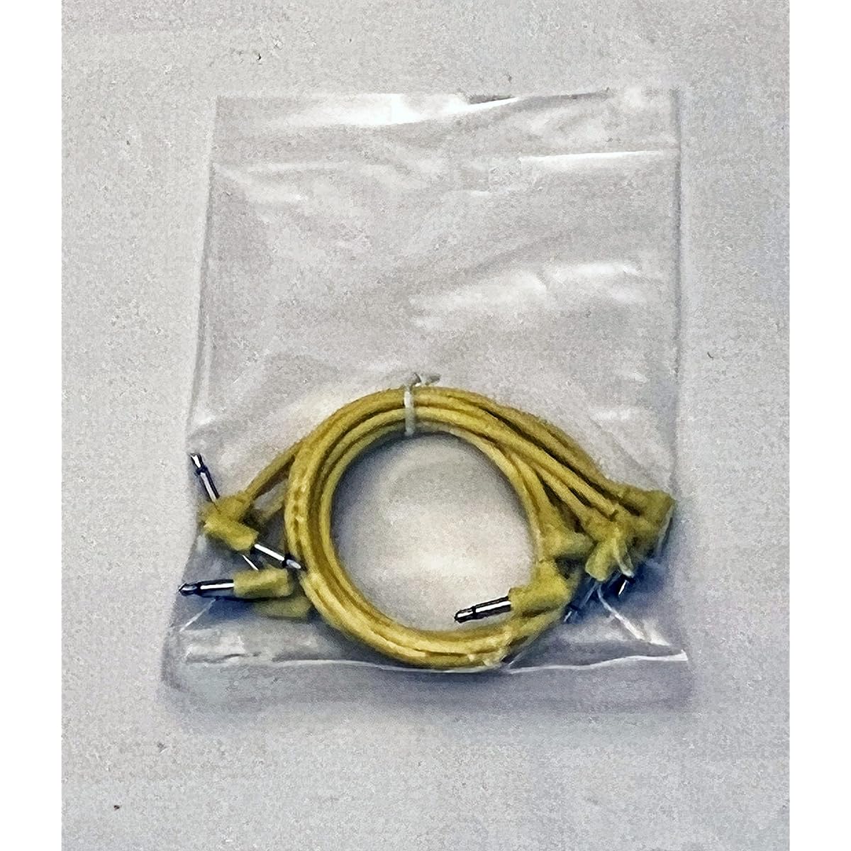 Luigis Modular M-PAR Right Angle Eurorack Patch Cables - 5-Pack of 12 Yellow Cables (30cm)