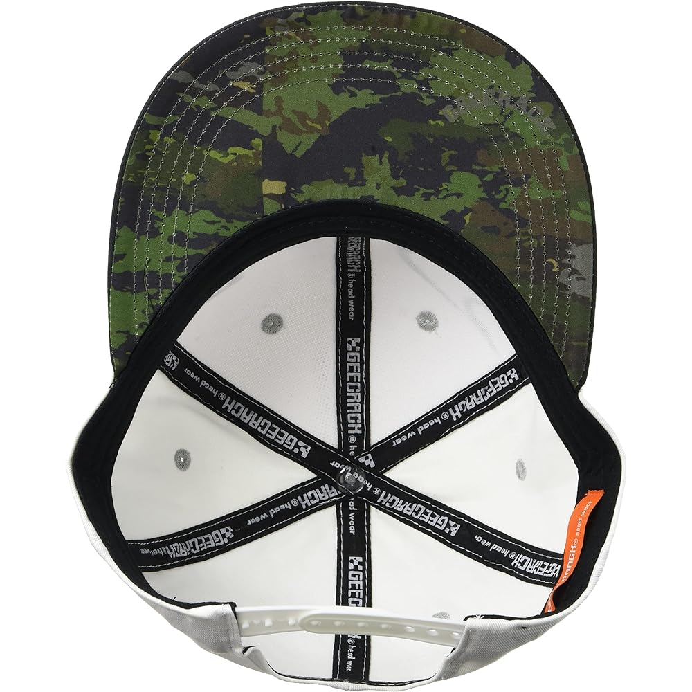 GEECRACK Hook Logo Snapback Cap White Black.