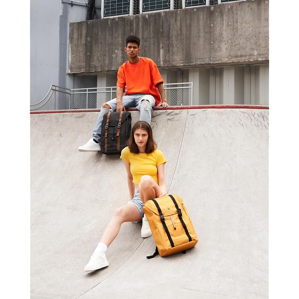 [tomtoc] Rucksack 17L Backpack Lightweight Dippack Town Backpack Can Hold 16 Inch MacBook Pro M3 Water Repellent Finished for City Walking Hiking Outdoor Sports Commuting School Commuting Yellow