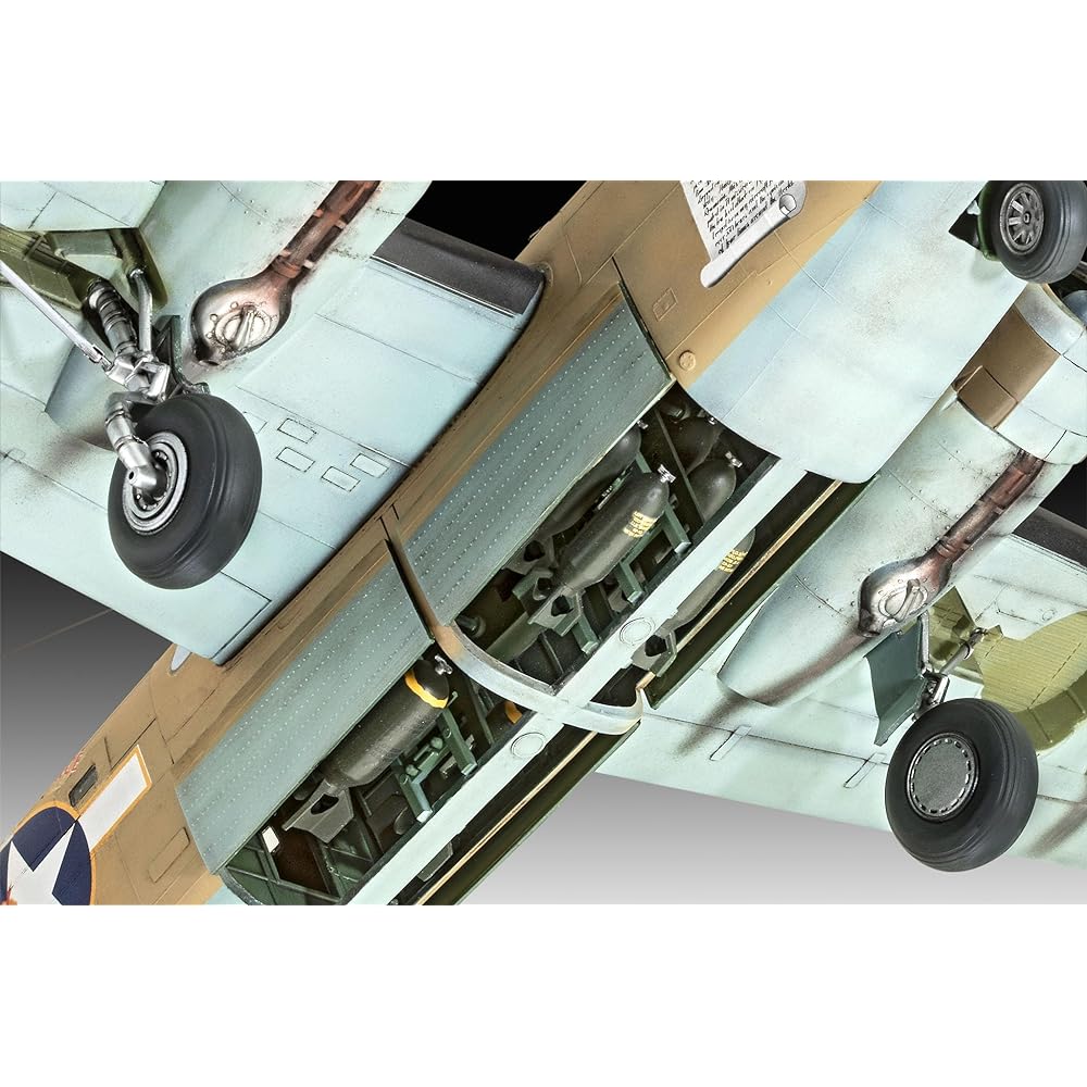 German Revell 1/48 US Army B-24D Liberator Plastic Model 03831