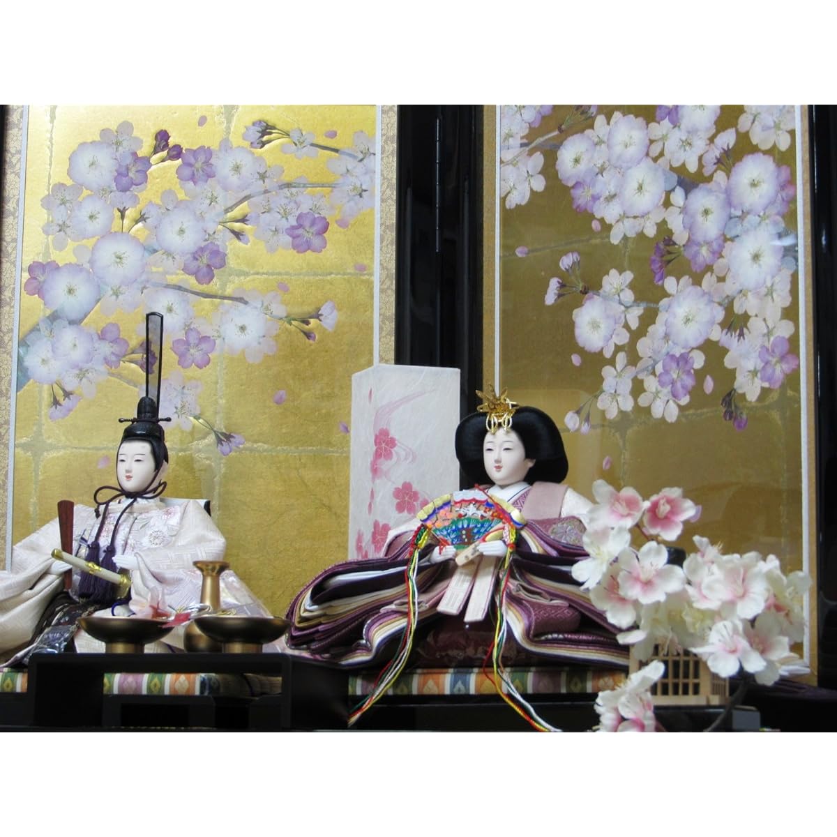 Prince and princess storage ornament YN0236HS Hina dolls, Hina dolls, storage ornaments, Daisango prince and princess ornaments, embroidery, pressed flower folding screen, cherry blossoms