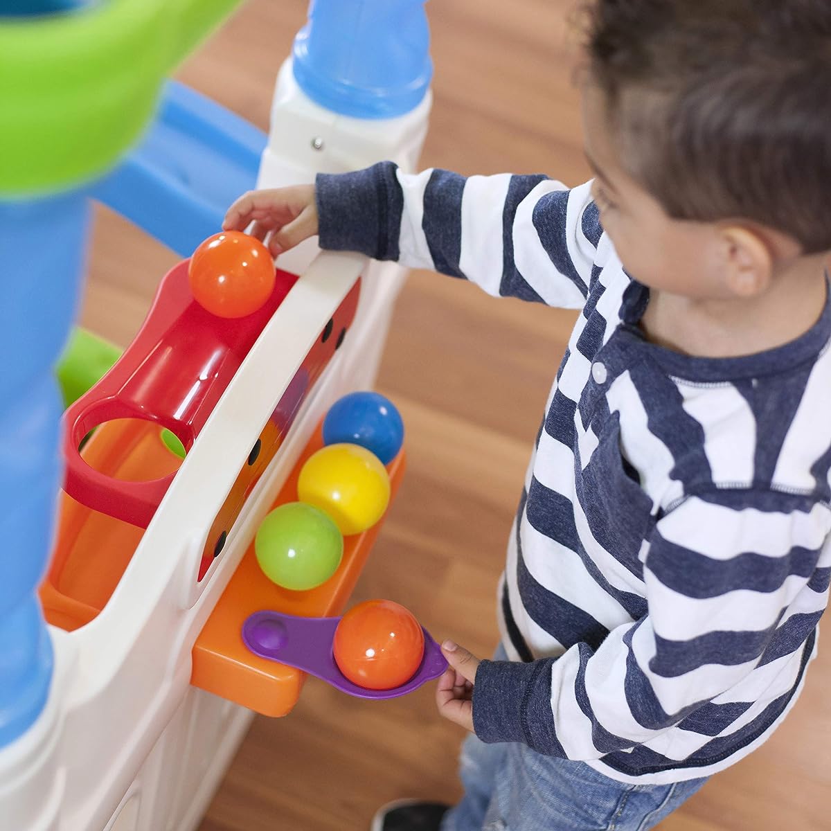 Step 2 WonderBall Fun House