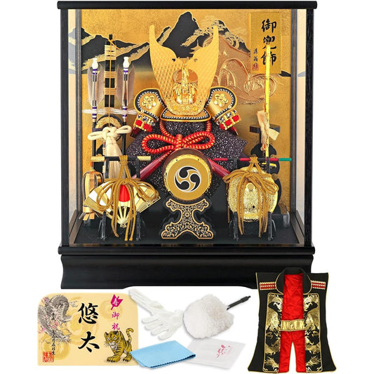 May doll by Fujio, helmet decoration, cased doll, Fugaku, landscape background, with music box, width 38 x depth 30 x height 47cm, h275-fncp-135-712-NA15