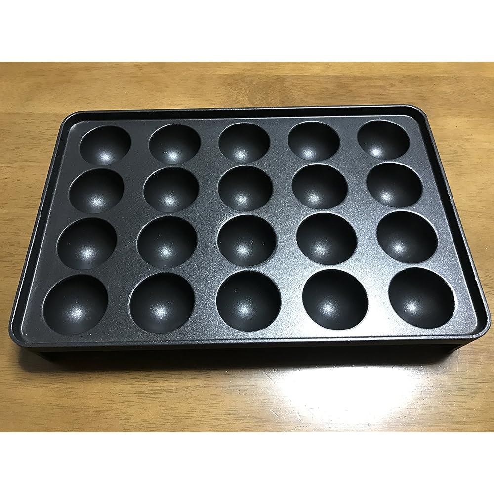 Iwatani Cassette Grill Takoyaki Machine Flame Tako 20 Holes [Recipe and 5 Bamboo Skewers Included] CB-TK-A