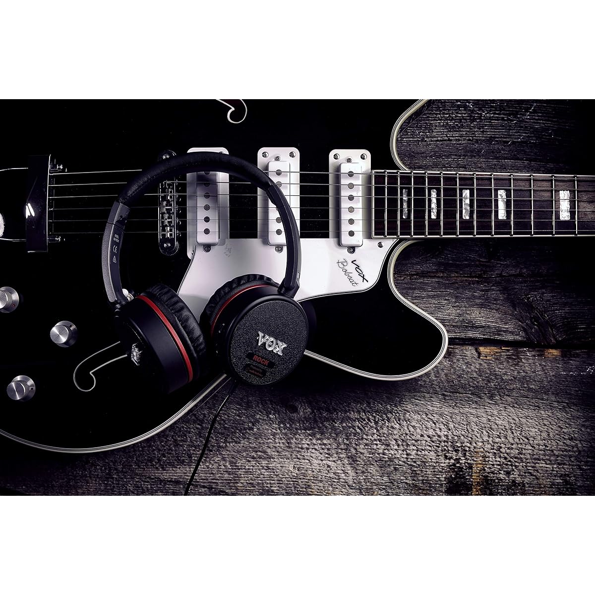 VOX Headphones with built-in guitar amplifier VGH-ROCK Plug in directly to guitar Perfect for personal practice Battery operated