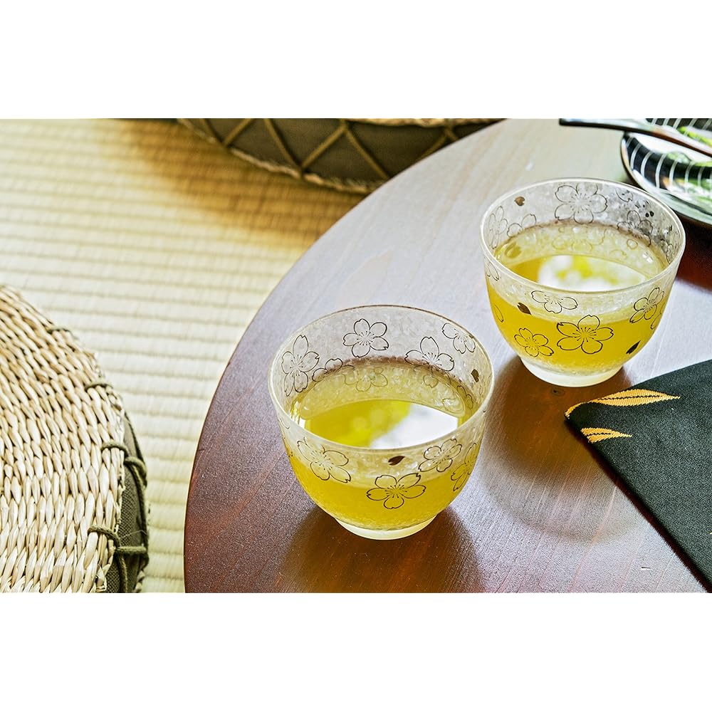 Adelia Cold Tea Glass, Cherry Blossom, Set of 4, 215ml [Premium Nippon Taste/Cold Tea Bowl] Made in Japan, Present in Cosmetic Box, Birthday Gift, Present S-6245