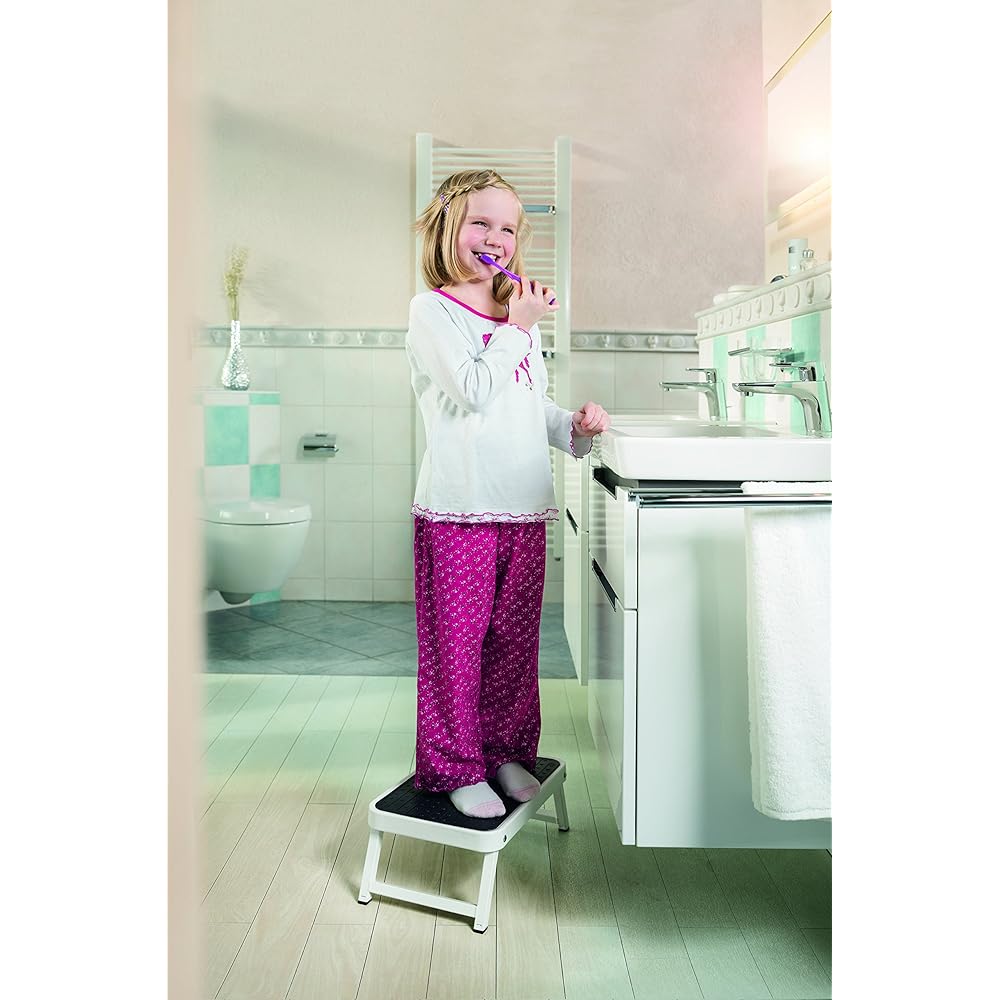 Hailo [One Step 60098] Mini Stepladder Space Saving Foldable Compact Stepladder White Size when used: W38 x D26 x H16cm Size when stored: W38 x D26 x H3.5cm