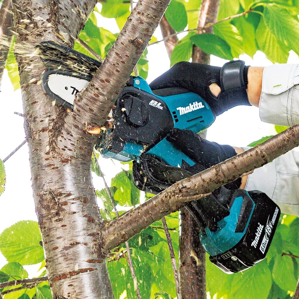 Makita Rechargeable Handy Saw 10.8V Battery/Charger Sold Separately MUC100DZ