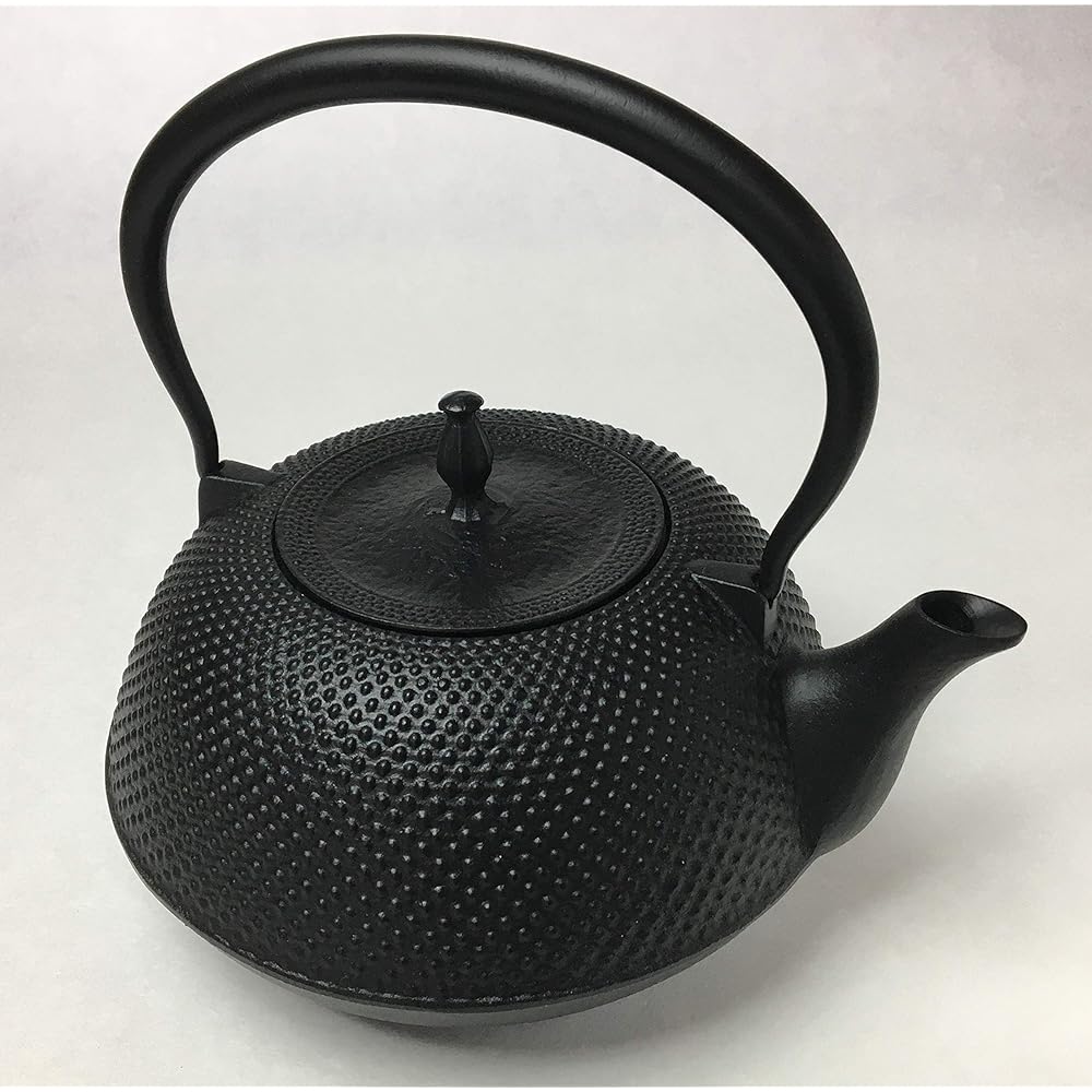 Tonami Shoten Nanbu Iron Kettle Flat Arale IH Compatible (Black) 1.5L 99-11