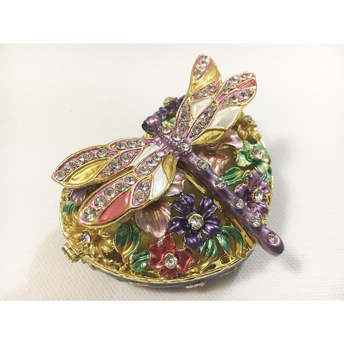 Royal Albert Old Cournty Roses Money Box with Floral Necklace