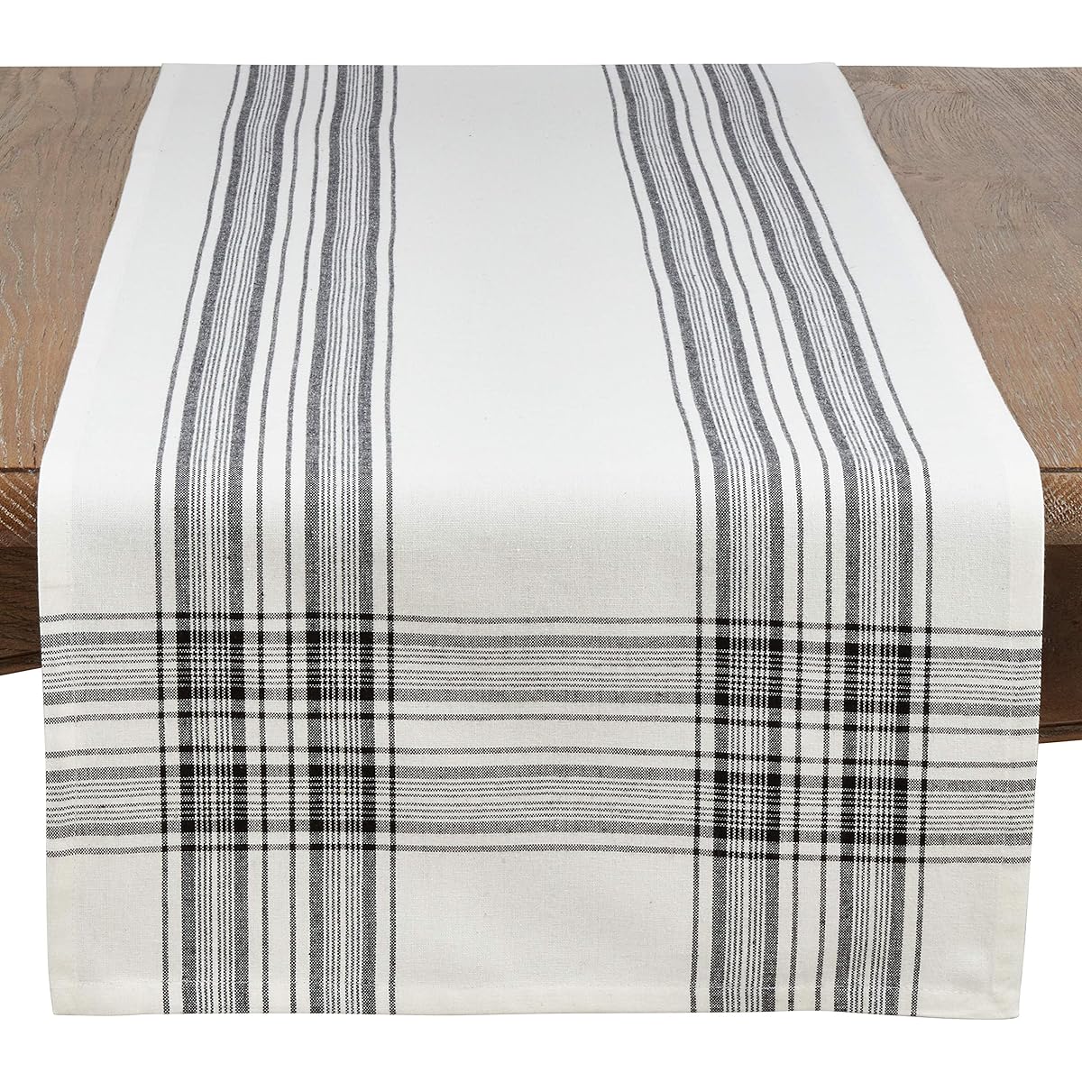 Checkered cotton table runner