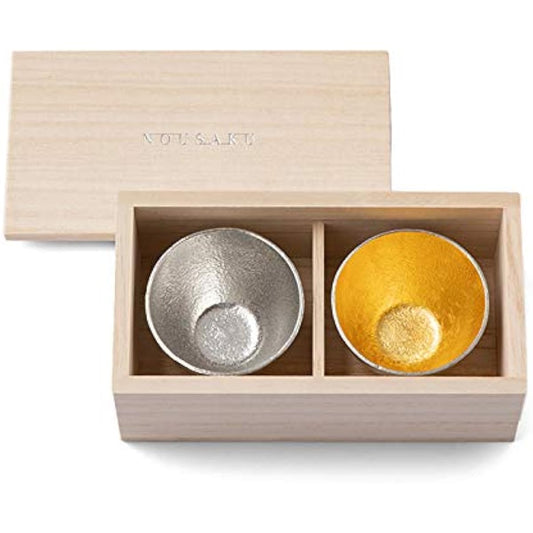 Nousaku sake cup tin and gold leaf set (in paulownia box) e00104