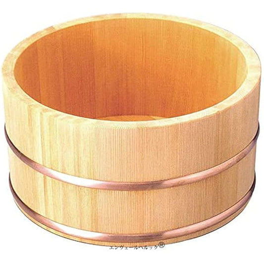 Water-resistant and durable Sawara bathtub Round copper hoop Diameter 22.5 x Height 11.5cm Made in Japan Enjoy a bit of a hot spring inn feeling with the wooden tub Enver Helluk (R)
