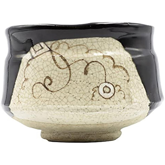 Black Oribe tea bowl (by Shunso) in wooden box [11×8.4cm 290g]