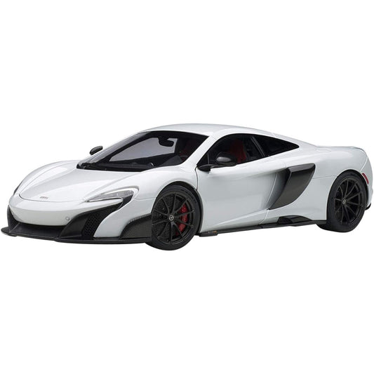 AUTOart 1/18 McLaren 675 LT Metallic White Finished Product