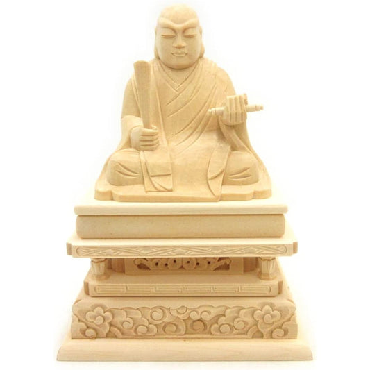 Kurita Specialty Buddha Statue [High Priest] Nichiren Saint Seated Statue 2.5 inches (total height 16 cm, width 12 cm, stand depth 8 cm) High quality wood carving made of cypress wood, square stand 15121