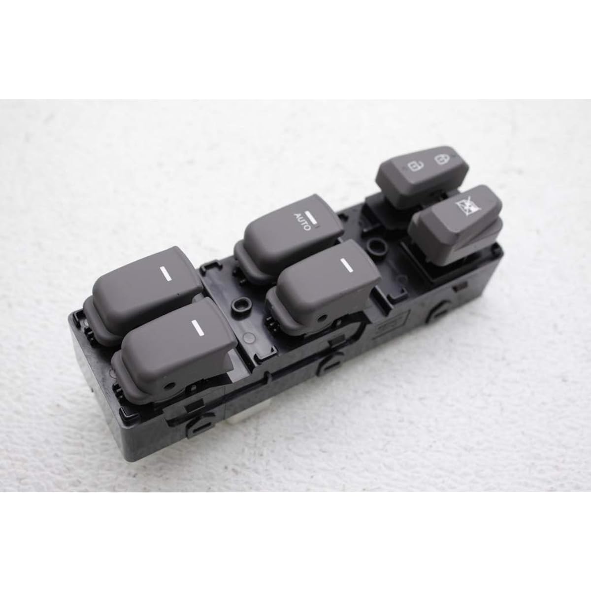 Genuine Hyundai 93570-3S000-RAS Power Window Main Switch Avi