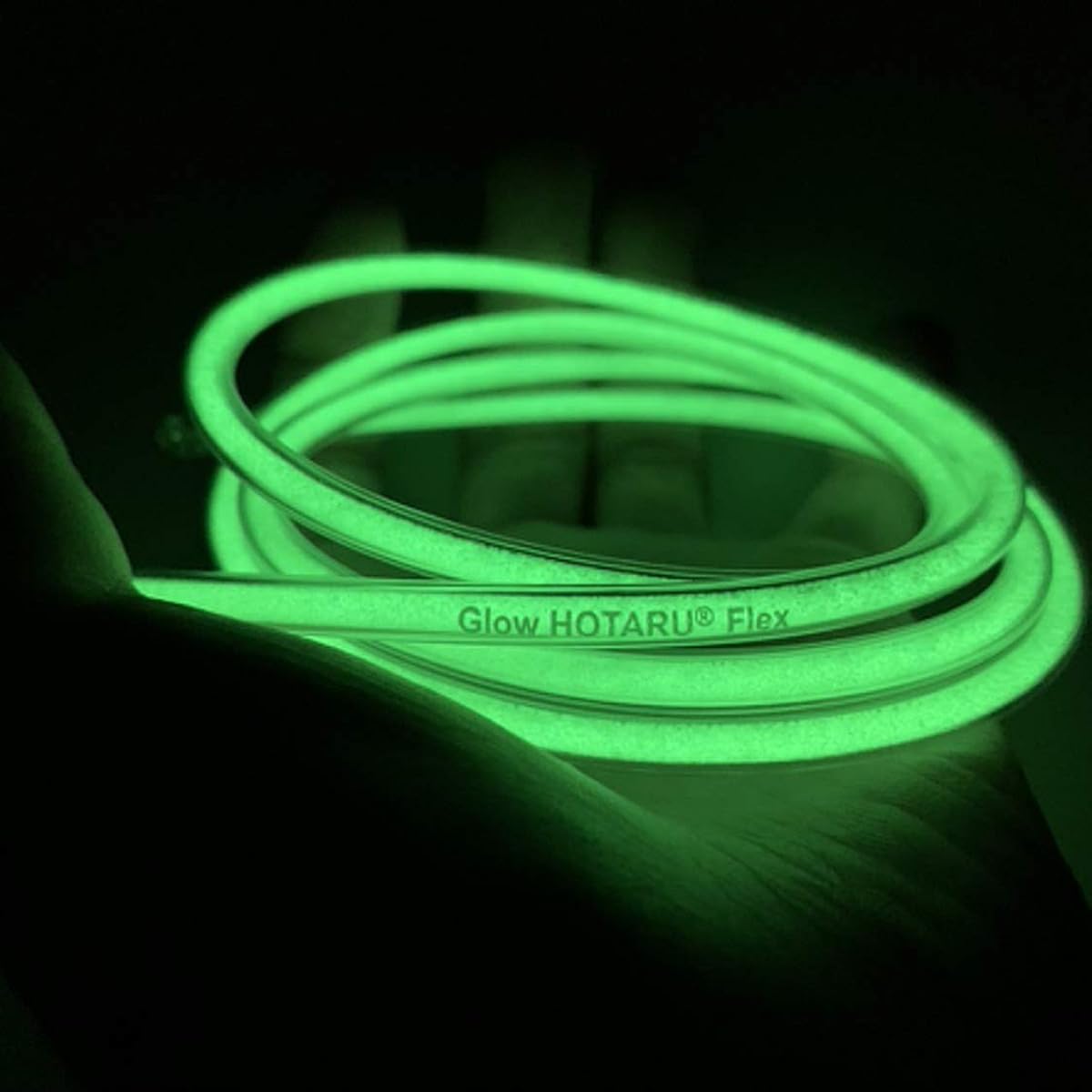 Glow HOTARU Flex/No batteries required/Lights up to 10 hours/Charges in as little as 1 minute/Glow in the dark marker/Glow firefly