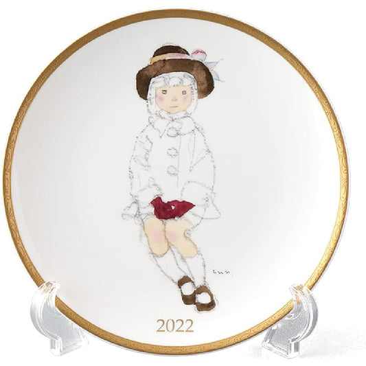 NARUMI 2022 Year's Plate Chihiro Iwasaki Girl with Dark Brown Hat Diameter 21cm Stylish Cute Made in Japan Gift Box Included 52430-21325