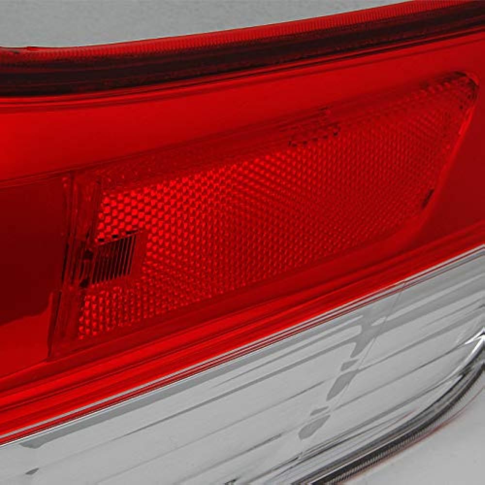 Toyota Shiena SUV Red Clear Care Tail Light Brake Lamp Replacement Diver Left Side Outer Piece