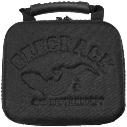 GEECRACK Semi-Hard Case M Black.