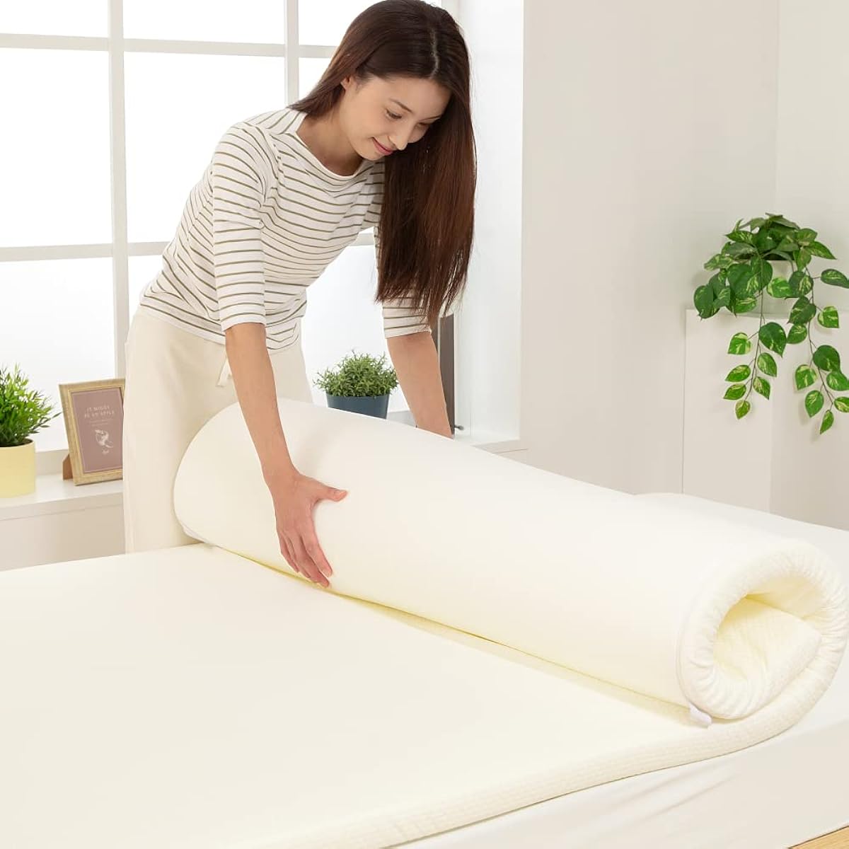 Iris Plaza Memory Foam Topper Mattress, Single, Integrated, 4cm Thickness, Comes with Elastic Bands on Four Corners, Washable Cover, Top of Futon, White LPT4-S [Parallel Import]