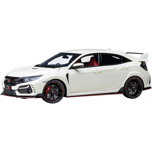 AUTOart 1/18 Honda Civic Type R (FK8) 2021 Championship White Finished Product