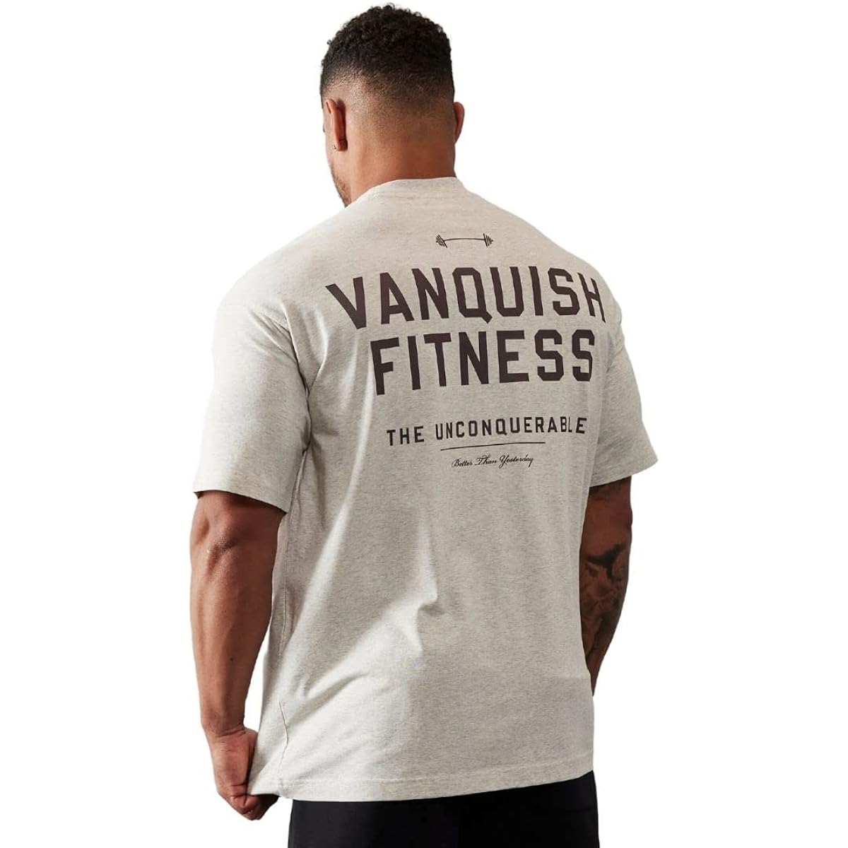 [Vanquish Fitness] Vanquish Fitness UNCONQUERABLE OVERSIZED T SHIRT Oversized T-shirt (overseas size)