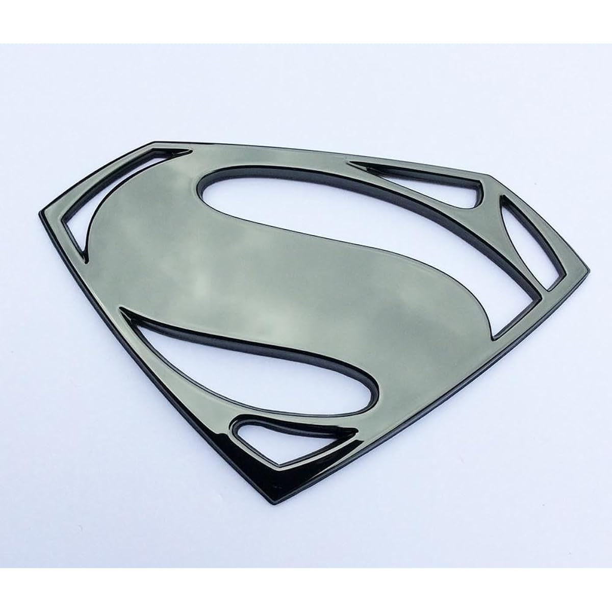 Fan Emblem Superman Logo 3D Car Enblem Black Crom, Batman V Superman: Justice Dawn BVS Sticker Deccal Badge is completely adapted to cars, motorcycles, laptops, Windows, most of the most.