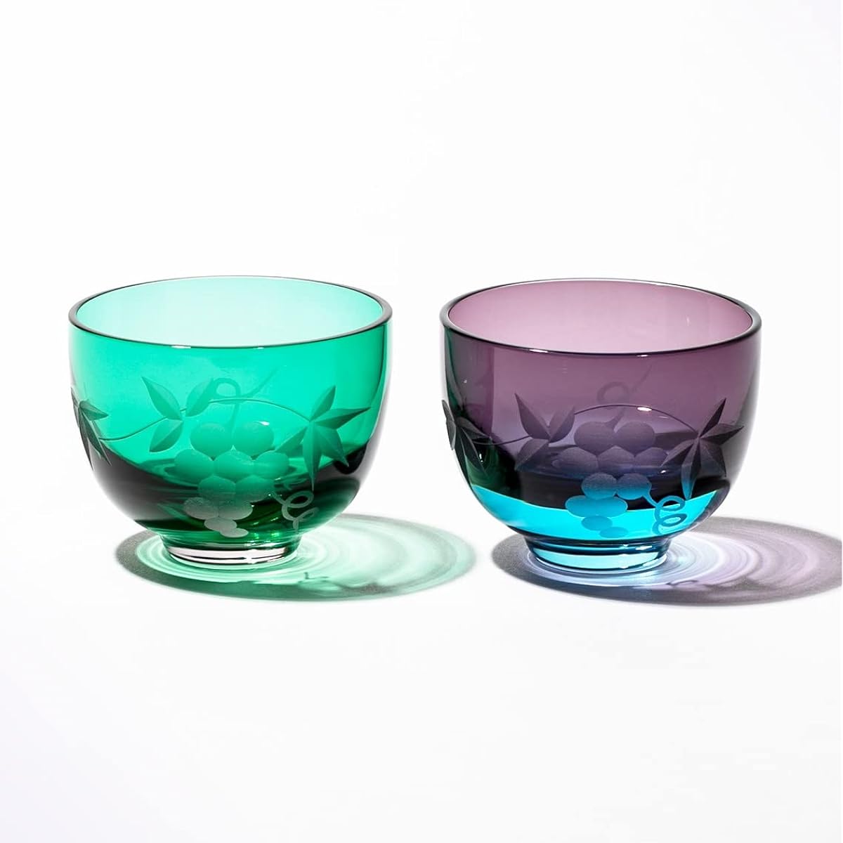 [Taimuro Kobo Official] Edo Kiriko Grape Crest Glass Cup Pair (Green/Edo Purple) TB30009/35009 Presentation Box Made in Japan