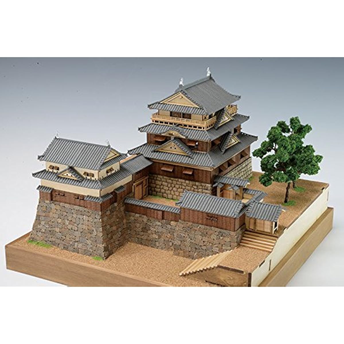 Woody Joe 1/150 Matsuyama Castle Wooden Model Assembly Kit