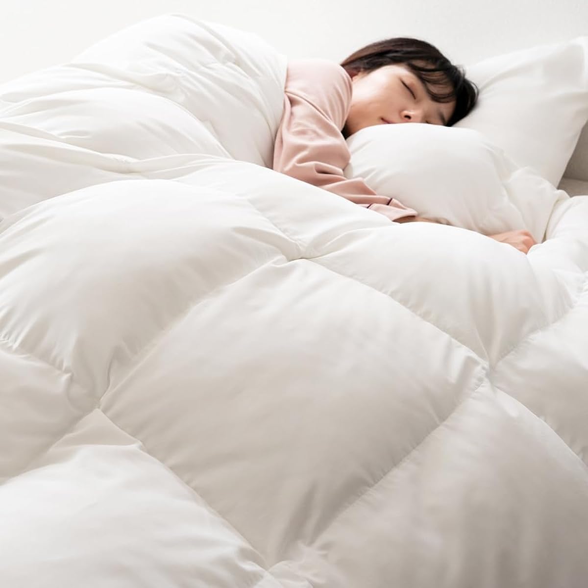 Iris Ohyama Thin Duvet 90% White Duck Down Single Tataki Quilted Peach Skin Breathable Comforter KKF-WD9004-SL Ivory