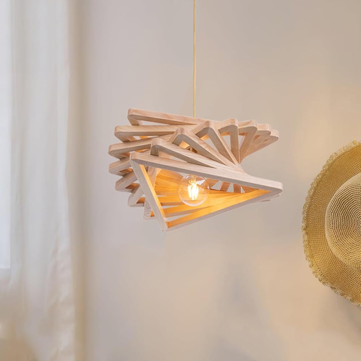 Pendant Light Hanging Light Wooden Triangular Scandinavian Antique Lighting Stylish Living Alone Compatible with LED Bulbs 6 Tatami 8 Tatami Kitchen Living Dining Table Ceiling Lighting for Coffee Shop Elegant Classic Retro GL-28-JP