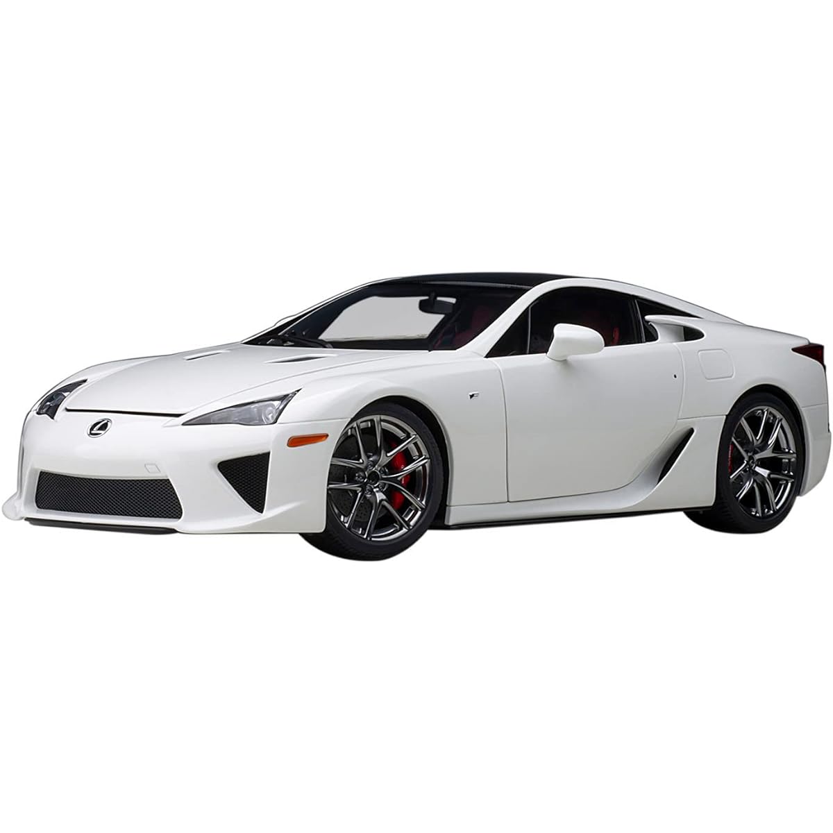 AUTOart 1/18 Lexus LFA (Whitest White/Black Carbon) Completed Product