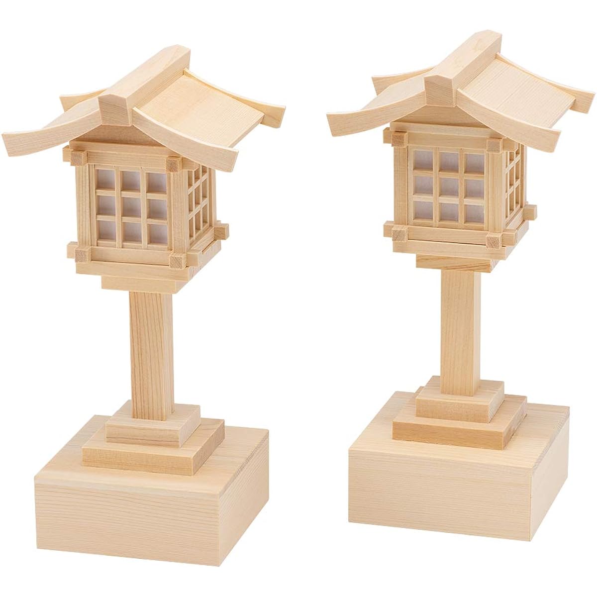 Buddhist Altar Shop Takita Shoten Wooden Kasuga Lantern, Kiso Cypress LED Cordless with Remote Control (Pair) Height 20.5cm x Roof Width 10cm ◆A must-have tool for altars (shrines), shrines, and offerings in front of the shrine [Certificate issued by Tak