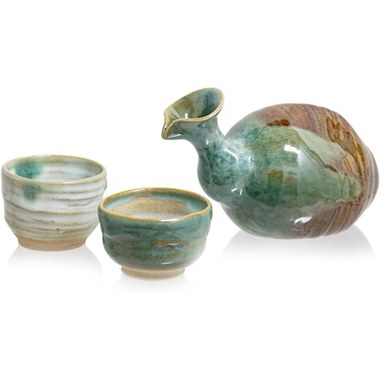 Ecchu Sansuke ware sake set, sake bottle & sake cup in presentation box (made in Japan), a masterpiece made by craftsmen (tokkuri approx. 16 x 9.5 x height 10.5 cm, approx. 310 ml / Sake cup, diameter approx. 6.5 x height approx. 5 cm, approx. 90 ml) Gif