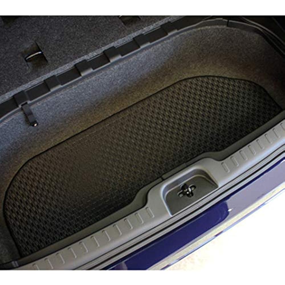 YMT New Serena e-power C27 rubber luggage undermat