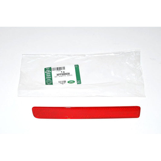 Land Rover LR3/Discovery 3 2005-2009 Rear Bumper Reflector LH Genuine Part: XFF500030