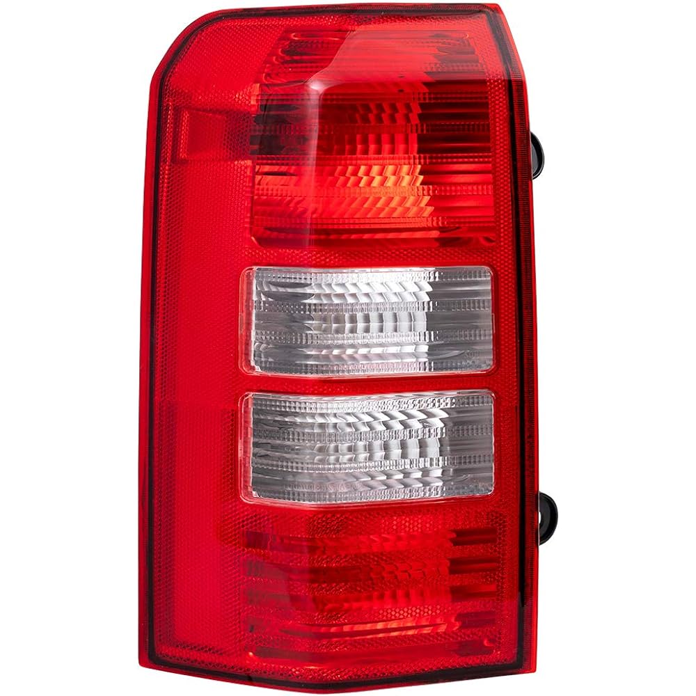 Autoandart replacement driver tail light 2008-2017 PATRIOT 5160365AE 5160365AC 5160365AE