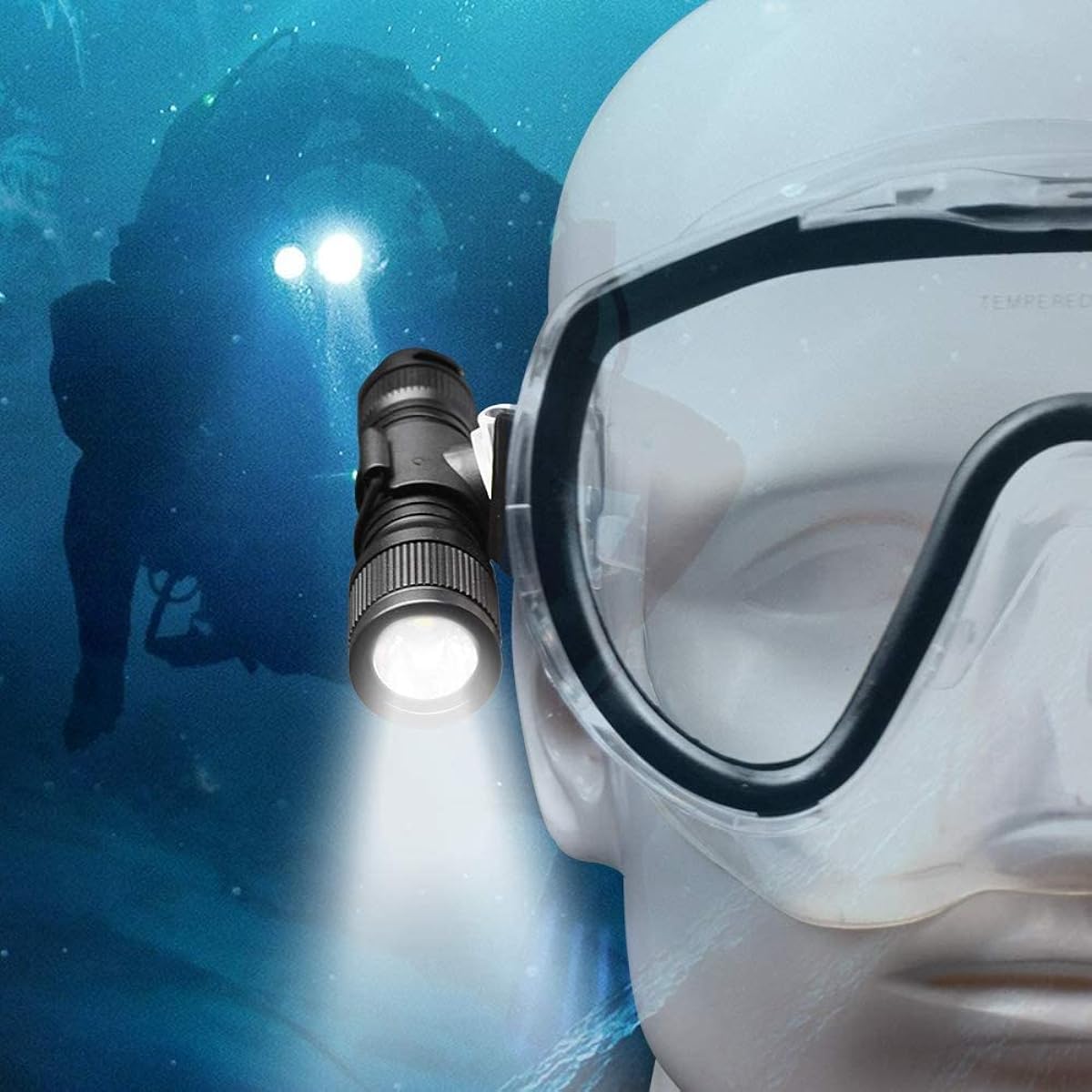 ORCATORCH D560 Mini Diving Light, Maximum 630 Lumens, Diver Light, Multi-Function Flashlight, LED, Night Diving, Underwater Light, Underwater 150 Meters, Can Use 1 AA Battery/14500 Rechargeable Battery, Disaster Prevention Goods, Fishing, Camping, Climbi
