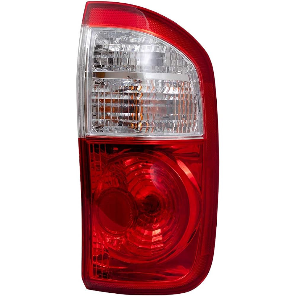 Non-genuine replacement passenger seat side tail light assembly with standard bed 2004-06 type tandoladable cab