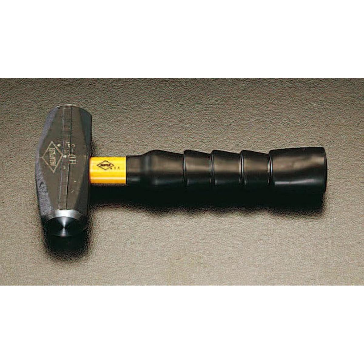 Esco 1.80kg/250mm double-ended hammer (short handle) EA575BD-4