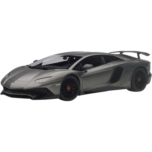 AUTOart 1/18 Lamborghini Aventador LP750-4 SV Matt Gray