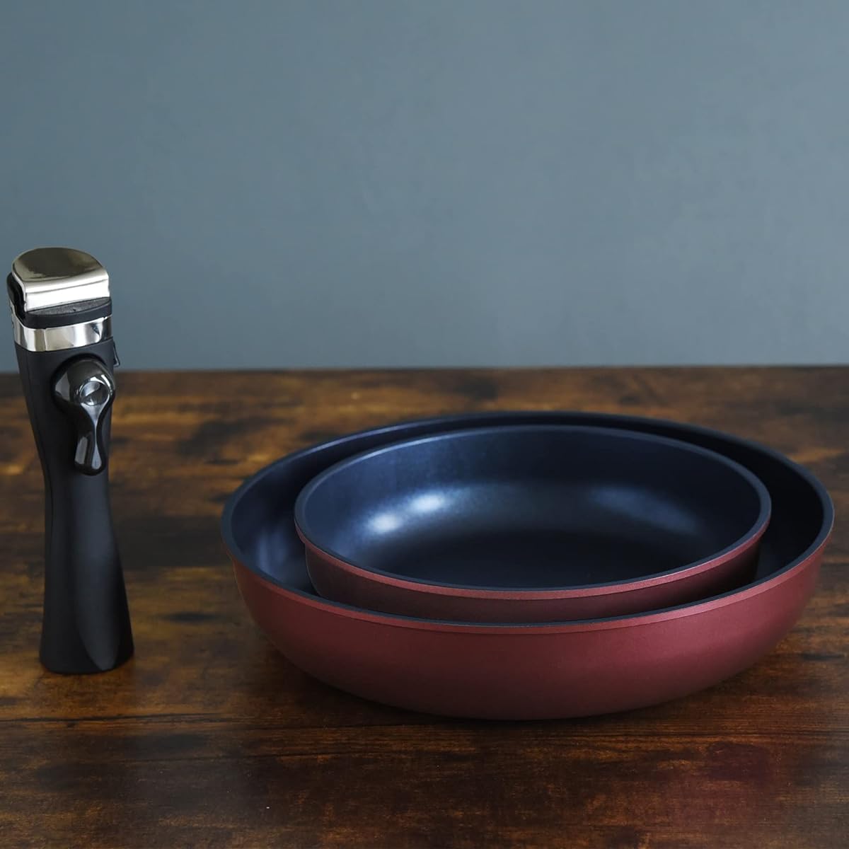 [Ernest] Frying Pan Set 20cm 26cm Compatible with IH, Removable Handle, Detachable Handle, Passed 1 Million Abrasion Tests (Belfina Frying Pan with Removable Handle), Brand Used by Major Restaurants A-77796