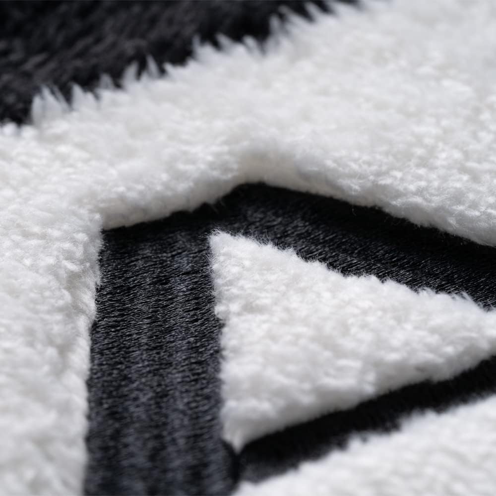 Fluffy cushion (1 piece) [HA685]