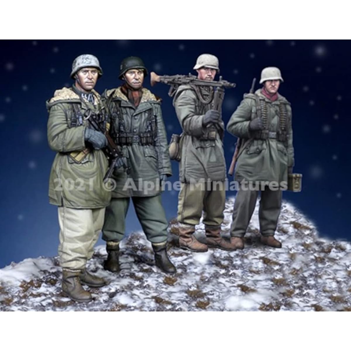 Alpine Miniature 1/35 World War II German 3rd Battle of Kharkov Special Set (Set of 4) Resin Kit S0007 Molding Color