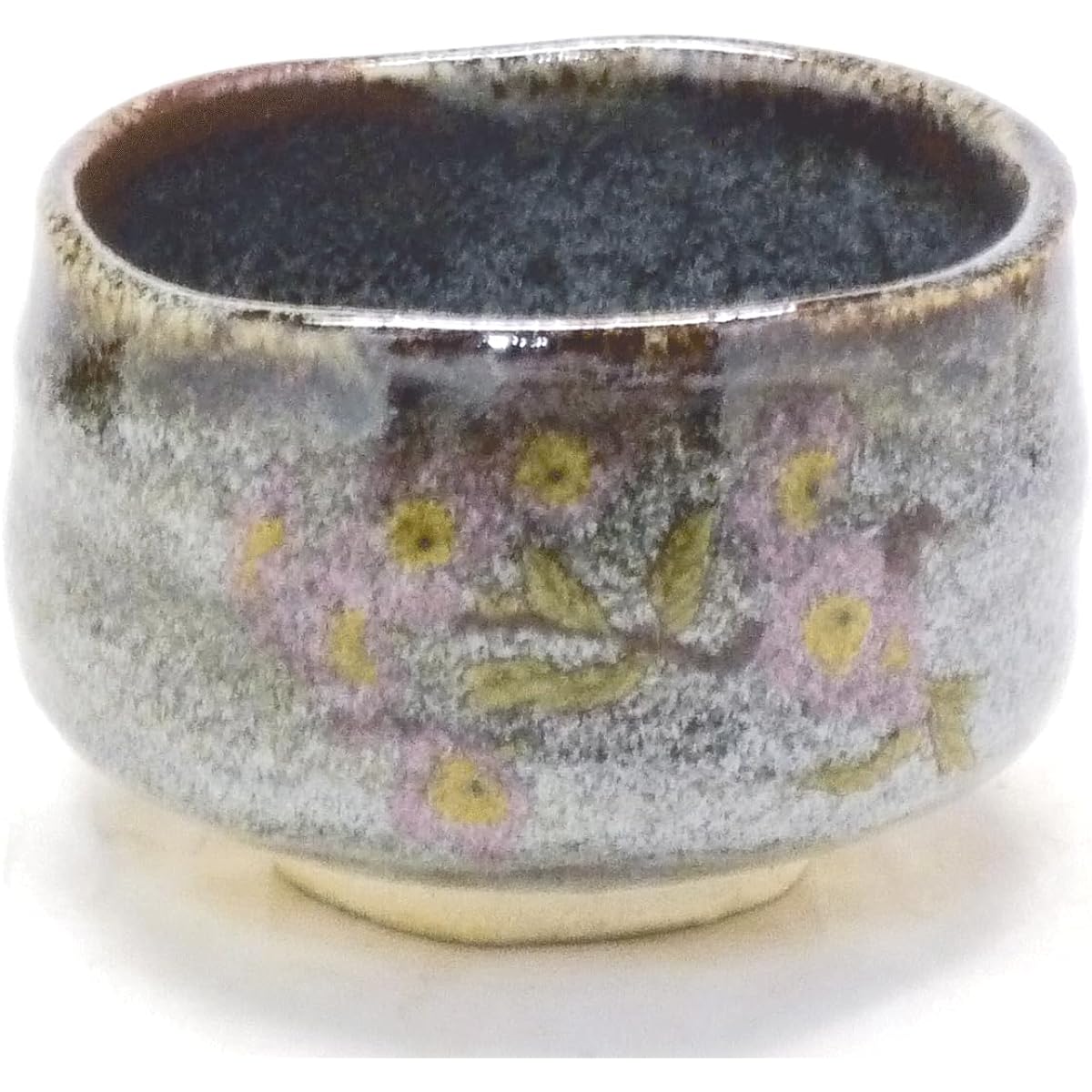 Kutani ware [Matcha bowl] Cherry blossoms Somei Yoshino